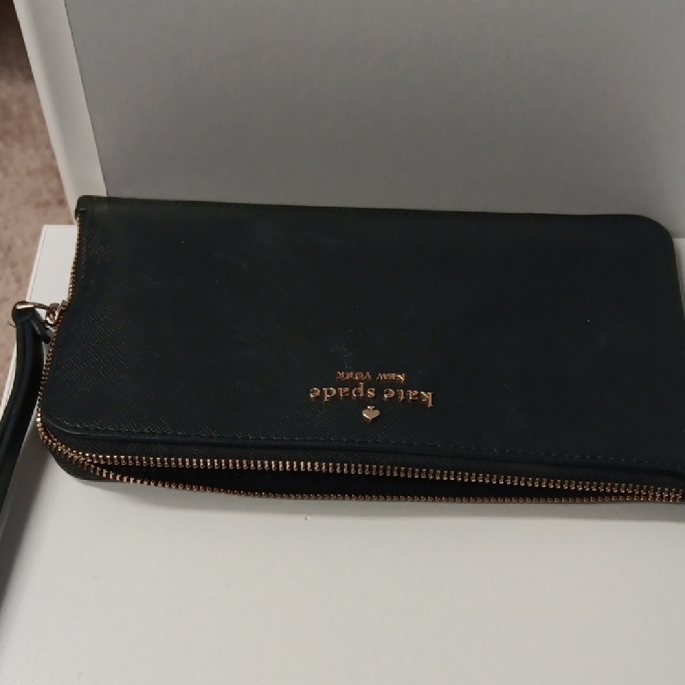 Wristlet - Picture 8 of 9